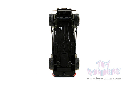 Jada Toys - Hollywood Rides | Jeep® Gladiator Pickup Truck "Jurassic World Dominion" (2022) Movie (2020, 1/32 scale diecast model car, Beige) 34465/24