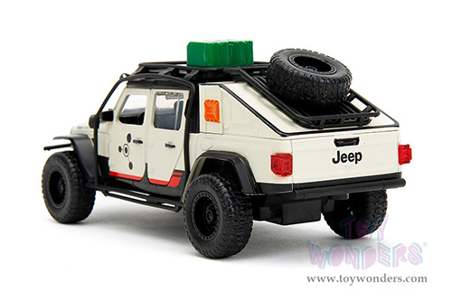 Jada Toys - Hollywood Rides | Jeep® Gladiator Pickup Truck "Jurassic World Dominion" (2022) Movie (2020, 1/32 scale diecast model car, Beige) 34465/24