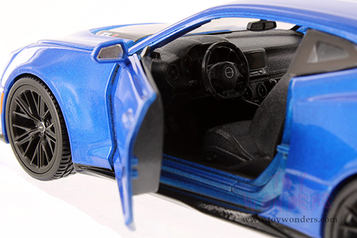 Showcasts® Collectibles - Chevrolet® Camaro® ZL1 Hardtop (2017, 1/24 scale diecast model car, Asstd.) 34512 MAP: $19.99