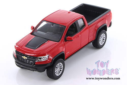 Showcasts Collectibles - Chevrolet&reg; Colorado ZR2 Pickup Truck (2017, 1/27 scale diecast model car, Asstd.) 34517