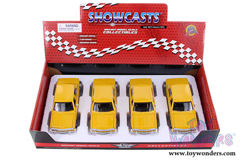 Showcasts Collectibles - Datsun 510 Hardtop (1971, 1/24 scale diecast model car, Asstd.) 34518