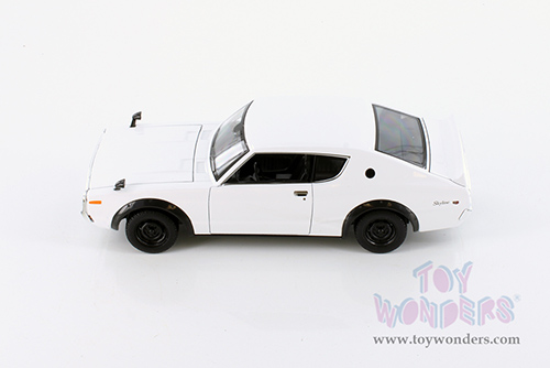 Showcasts Collectibles - Nissan Skyline 2000 GT-R KPGC110 Hardtop (1973, 1/24 scale diecast model car, White) 34528