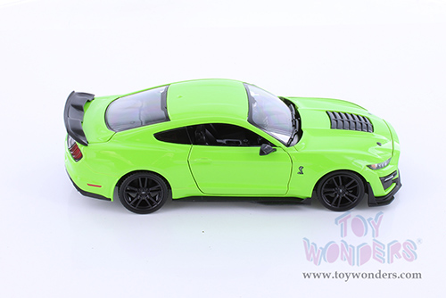 Showcasts Collectibles - Ford Mustang Shelby&reg; GT500&reg; Hardtop (2020, 1/24 scale diecast model car, Asstd.) 34532