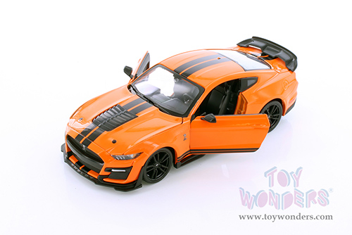 Showcasts Collectibles - Ford Mustang Shelby&reg; GT500&reg; Hardtop (2020, 1/24 scale diecast model car, Asstd.) 34532