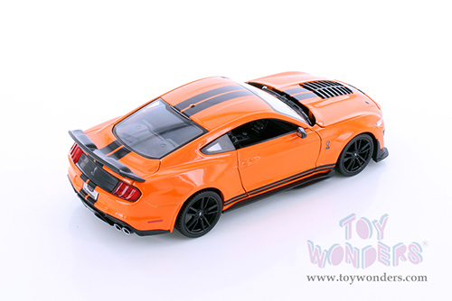 Showcasts Collectibles - Ford Mustang Shelby&reg; GT500&reg; Hardtop (2020, 1/24 scale diecast model car, Asstd.) 34532