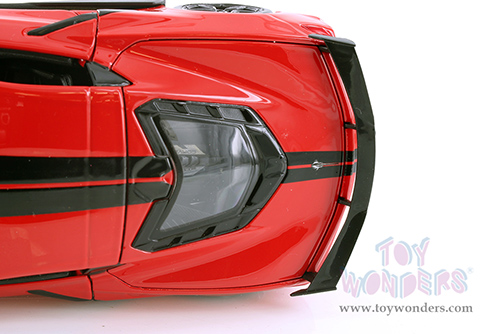 Showcasts®  Collectibles - Chevrolet® Corvette® Stingray Coupe (2020, 1/24 scale diecast model car, Asstd.) 34534 MAP: $19.99