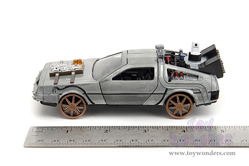Jada Toys - Hollywood Rides | DeLorean DMC (Time Machine) Train Wheel Version "Back to the Future Part III" (1990) Movie (1/32 scale diecast model car, Brush Metal) 34786
