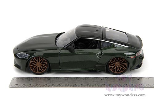 Jada Toys Fast & Furious - Nissan Z Hardtop "Fast X" (2023, 1/24 scale diecast model car, Dark Green) 34791