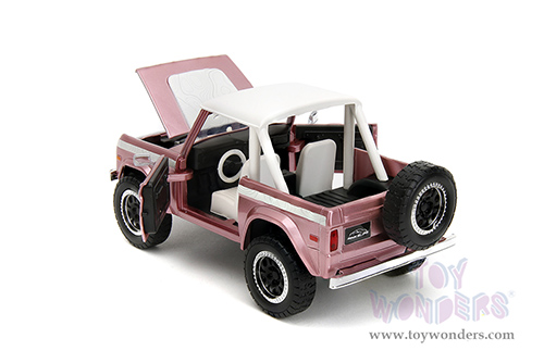 Jada Toys Pink Slips - Ford Bronco with Display Base (1973, 1/24 scale diecast model car, Pink) 34896