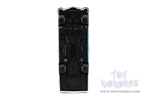 Jada Toys Pink Slips - Cadillac&reg; with Display Base (1963, 1/24 scale diecast model car, Blue-White Gradient) 34897