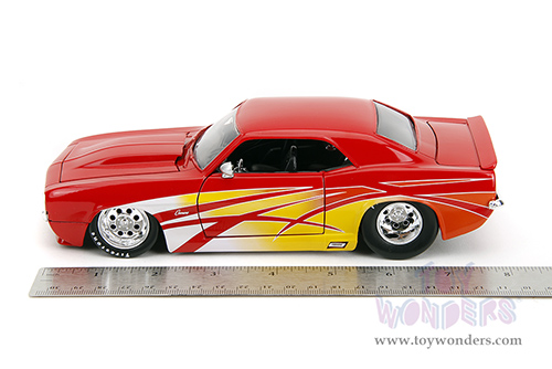 Jada Toys Bigtime Muscle - Chevrolet® Camaro® Hardtop (1969, 1/24 scale diecast model car, Red) 35029