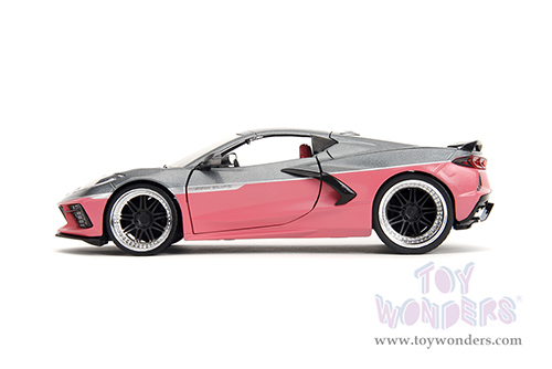 Jada Toys Pink Slips - Chevrolet® Corvette® Stingray™ with Display Base (2020, 1/24 scale diecast model car, Metallic Gray/Pink) 35068