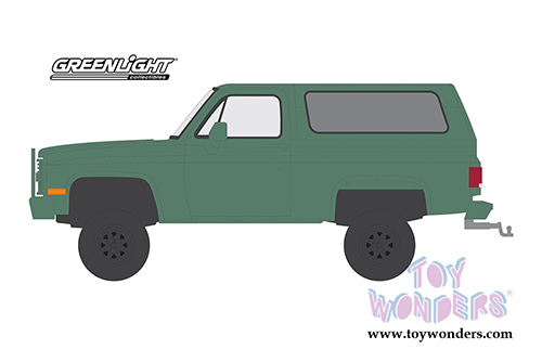 Greenlight - Blue Collar Collection Series 6 | Chevrolet&reg; K5 Blazer M1009 Commercial Utility Cargo Vehicle (CUCV) (1988, 1/64 scale diecast model car, Matte Green) 35140D/48