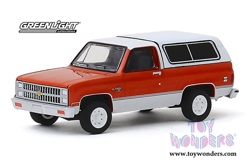 Greenlight - All Terrain Series 9 Assortment (1/64 scale diecast model car, Asstd.) 35150/48