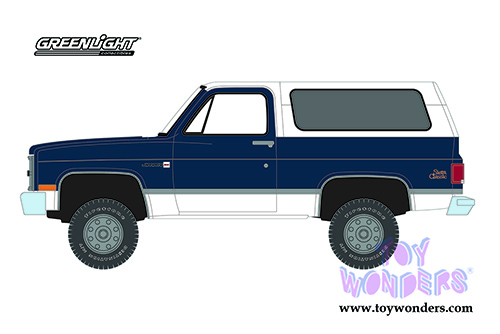 Greenlight - All Terrain Series 11 | GMC Jimmy Sierra Classic (1987, 1/64 scale diecast model car, Dark Blue) 35190C/48