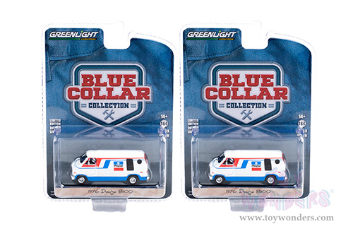 Greenlight - Blue Collar Collection Series 9 | Dodge B-100 - MOPAR (1976, 1/64 scale diecast model car, Red/Blue/White) 35200C/48