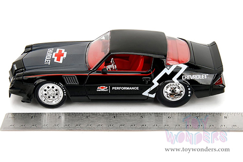 Jada Toys Bigtime Muscle - Chevrolet® Camaro® Z28 "Chevrolet Performance" (1979, 1/24 scale diecast model car, Black) 35207