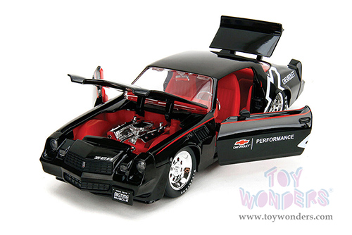 Jada Toys Bigtime Muscle - Chevrolet® Camaro® Z28 "Chevrolet Performance" (1979, 1/24 scale diecast model car, Black) 35207