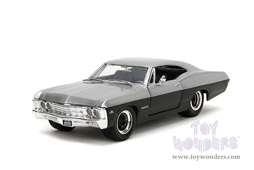 Jada Toys Bigtime Muscle - Chevrolet® Impala™ SS™ Hardtop (1967, 1/24 scale diecast model car, Silver/Black) 35217