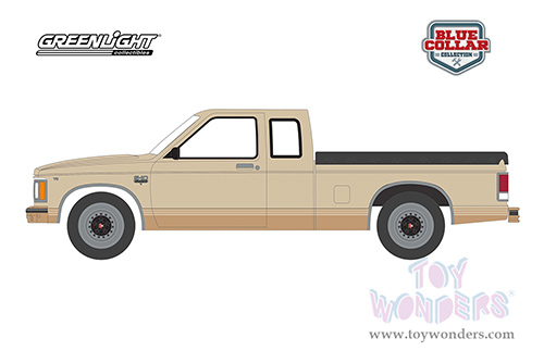 Greenlight - Blue Collar Collection Series 11 | Chevrolet&reg; S-10 Durango with Bed Cover (1983, 1/64 scale diecast model car, Tan/Brown stripes) 35240C/48