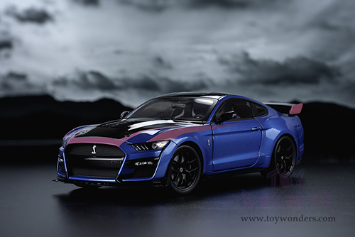 Jada Toys Pink Slips - Ford Mustang Shelby® GT500® with Display Base (2020, 1/18 scale diecast model car, Blue/Black with Pink stripes) 35723