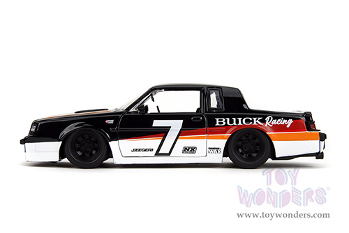 Jada Toys Bigtime Muscle - Buick® Grand National™ #7 "Buick Racing" (1987, 1/24 scale diecast model car, White/Black w Red/Orange stripes) 35864
