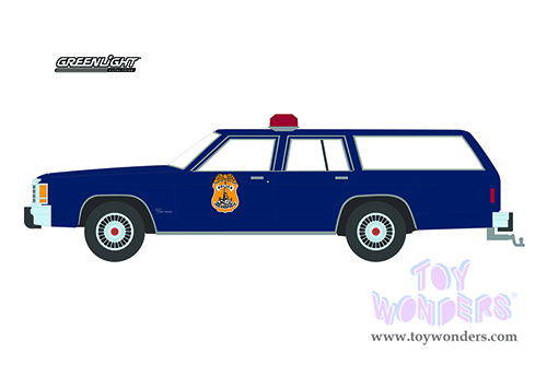 Greenlight - Estate Wagons Series 7 | Ford LTD Crown Victoria Wagon "Indianapolis Metropolitan Police Department" (Indiana) (1984, 1/64 scale diecast model car, Dark Blue) 36040F/48