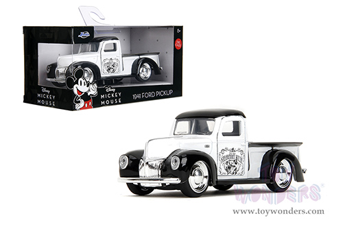 Jada Toys - Hollywood Rides | Disney Mickey Mouse Ford Pickup - Steamboat Willie Theme (1941, 1/32 scale diecast model car, Black/White) 36091