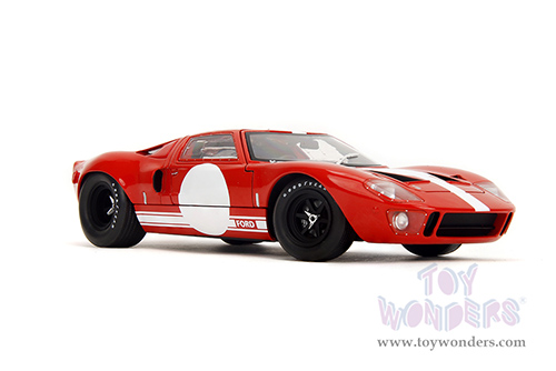 Jada Toys Pink Slips - Ford GT40 MK1 with Display Base (1968, 1/18 scale diecast model car, Red/White) 36381