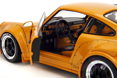 Jada Toys Pink Slips - Porsche RWB Body Kit Hibiki with Display Base (2016, 1/18 scale diecast model car, Glossy Orange) 36383