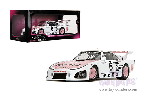 Jada Toys Pink Slips - Porsche 935 K3 #6 Bob Wollek - Henri Pescarolo Winner "Suzuka 1000KM" (1981) with Display Base (1/18 scale diecast model car, Pink/White) 36386