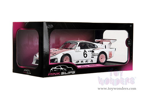 Jada Toys Pink Slips - Porsche 935 K3 #6 Bob Wollek - Henri Pescarolo Winner "Suzuka 1000KM" (1981) with Display Base (1/18 scale diecast model car, Pink/White) 36386