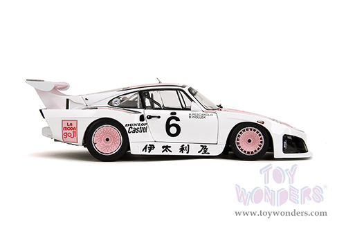 Jada Toys Pink Slips - Porsche 935 K3 #6 Bob Wollek - Henri Pescarolo Winner "Suzuka 1000KM" (1981) with Display Base (1/18 scale diecast model car, Pink/White) 36386