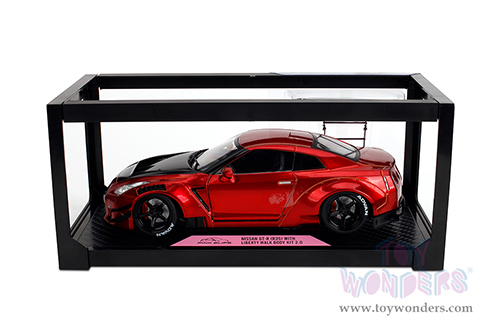 Jada Toys Pink Slips - Nissan GT-R (R35) with Liberty Walk Body Kit 2.0 and Display Base (1/18 scale diecast model car, Candy Red) 36465