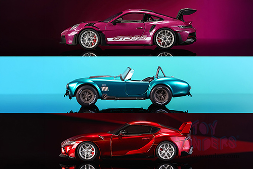 Jada Toys Pink Slips - Porsche 911 GT3 RS with Display Base (1/18 scale diecast model car, Cabernet) 36469