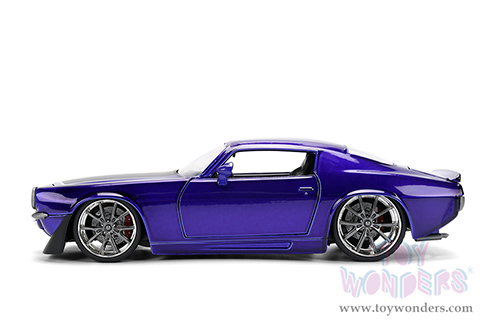 Jada Toys Bigtime Muscle - Chevrolet® Camaro® Z28 (1971, 1/24 scale diecast model car, Purple) 36592