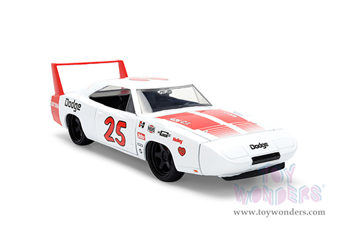 Jada Toys Bigtime Muscle - Dodge Charger Daytona #25 (1969, 1/24 scale diecast model car, White/Red Stripes) 36608