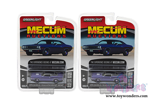 Greenlight - Mecum Auctions Series 1 | Dodge Challenger R/T Hemi&reg; (1970, 1/64 scale diecast model car, Purple/Black) 37110B/48