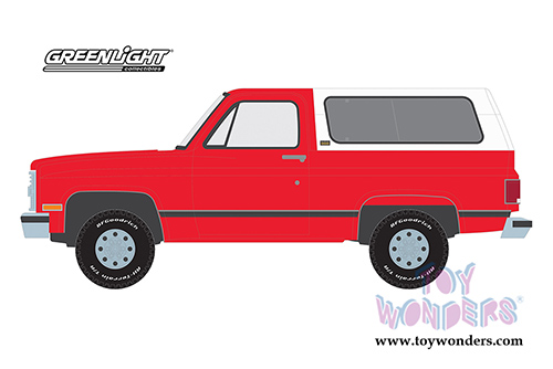 Greenlight - Mecum&trade; Auctions Collector Car Series 4 | Chevrolet&reg; K5 Blazer - Houston 2019 (1991, 1/64 scale diecast model car, Red/White) 37190E/48