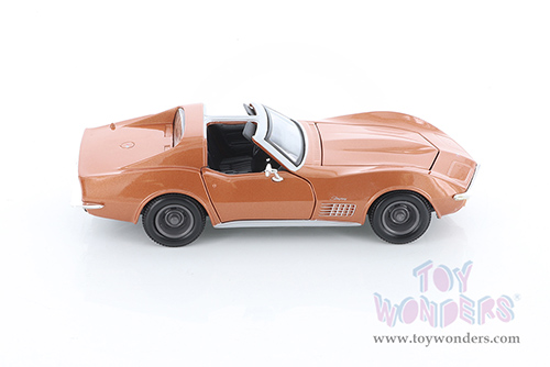 Showcasts® Collectibles - Chevrolet® Corvette® T-Top (1970, 1/24 scale diecast model car, Asstd.) 37202/2 MAP: $19.99