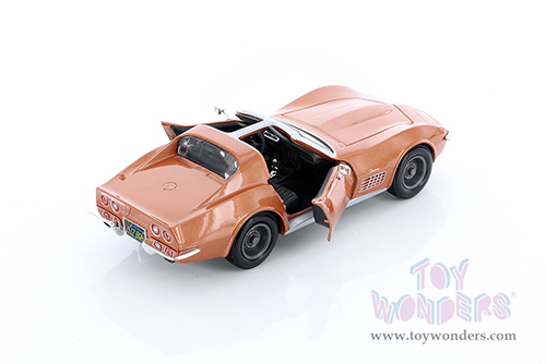 Showcasts® Collectibles - Chevrolet® Corvette® T-Top (1970, 1/24 scale diecast model car, Asstd.) 37202/2 MAP: $19.99