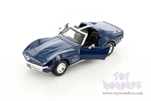 Showcasts® Collectibles - Chevrolet® Corvette® T-Top (1970, 1/24 scale diecast model car, Asstd.) 37202/2 MAP: $19.99