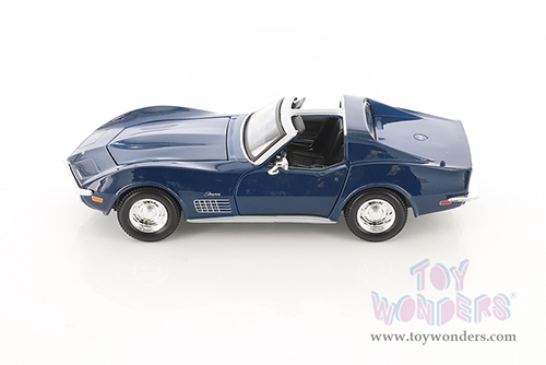 Showcasts® Collectibles - Chevrolet® Corvette® T-Top (1970, 1/24 scale diecast model car, Asstd.) 37202/2 MAP: $19.99