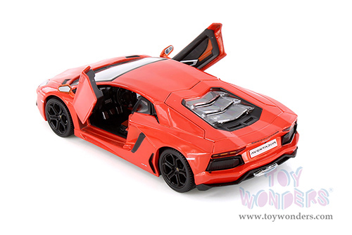 Showcasts® Collectibles - Lamborghini Aventador Coupé (1/24 scale diecast model car, Orange) 37210 MAP: $19.99