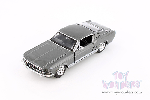 Showcasts® Collectibles - Ford Mustang GT-500 Hard Top (1967, 1/24 scale diecast model car, Asstd.) 37260/2 MAP: $19.99
