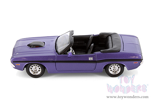 Showcasts® Collectibles - Dodge Challenger R/T Convertible (1970, 1/24 scale diecast model car, Purple) 37264 MAP: $19.99