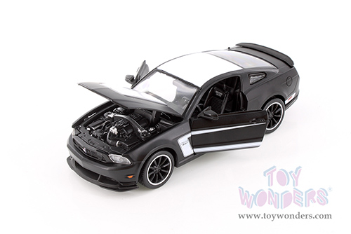 Showcasts® Collectibles - Ford Mustang Boss 302 Hardtop (2012, 1/24 scale diecast model car, Asstd.) 37269 MAP: $19.99