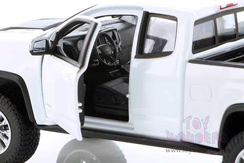 Showcasts® Collectibles - Chevrolet® Colorado ZR2 Pickup Truck (2017, 1/27 scale diecast model car, Asstd.) 37517 MAP: $19.99