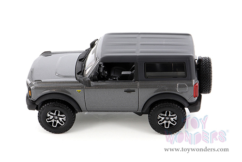 Showcasts® Collectibles - Ford Bronco Badlands (2021, 1/24 scale diecast model car, Asstd.) 37530 MAP: $19.99