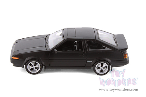 Showcasts® Collectibles - Toyota Sprinter Trueno AE86 (1/24 scale die cast model car, Asstd.) 37916 MAP: $19.99